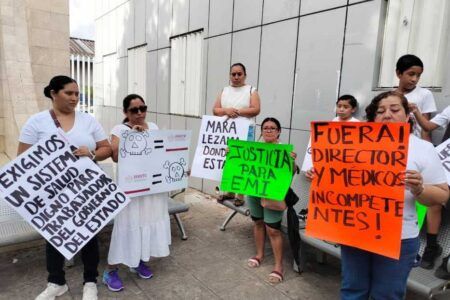 Protesta por la muerte de Emiliano: acusan negligencia médica en el ISSSTE Cancún