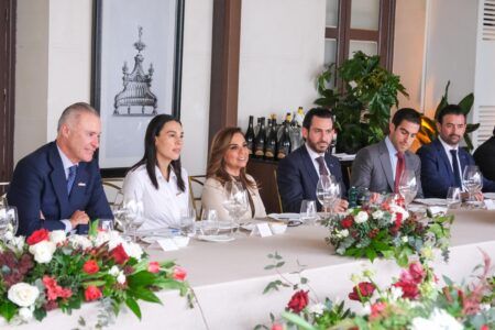 Confirma Mara Lezama inversión para la apertura de 5 nuevos hoteles, en Quintana Roo en 2025