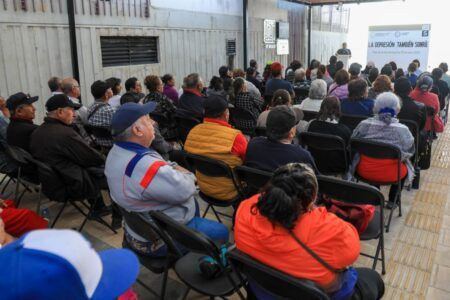 Organiza Gobierno de Solidaridad jornada de bienestar mental para adultos mayores
