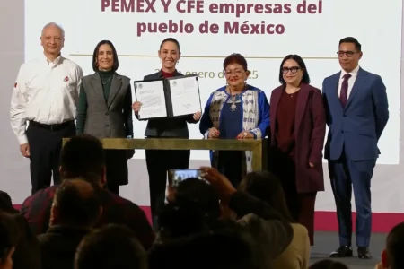 Sheinbaum envía al congreso leyes secundarias en materia energética