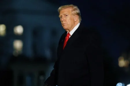 Una llamada de 40 minutos bastó para frenar los aranceles entre México y Estados Unidos
