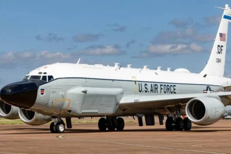 Un sobrevuelo militar de Estados Unidos fue identificado este lunes en territorio mexicano