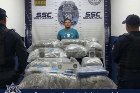 Luego de persecución atrapan a narco con 67 paquetes de drogas en Playa del Carmen
