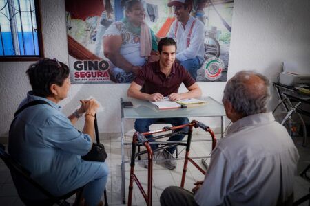 Gino Segura prioriza necesidades ciudadanas en Casa de la Transformación