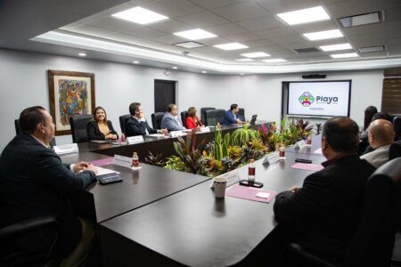 Playa del Carmen propone hermanamiento con Tijuana