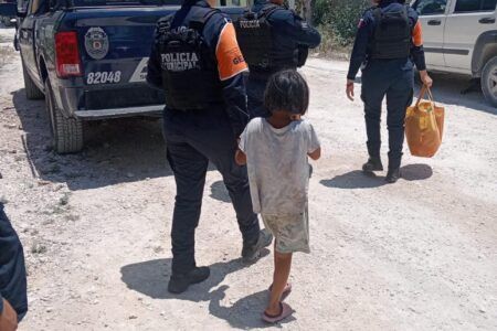 Rescatan a niña de 7 años deambulando sola y con signos de maltrato en Las Torres