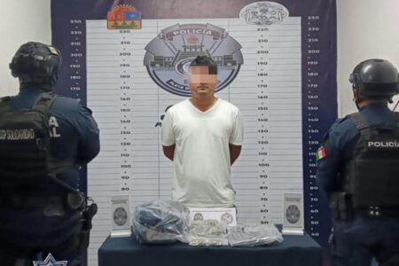 Con 39 envoltorios de narcóticos es capturado Jesús “N” en la colonia Velamar