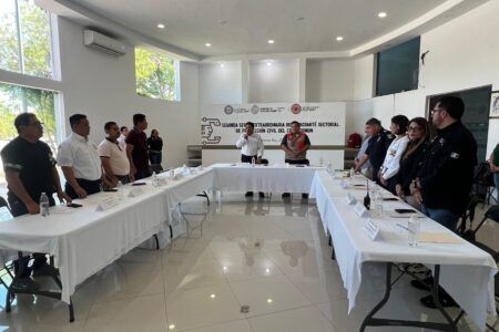 Estefanía Mercado fortalece la prevención de riesgos por un Playa del Carmen seguro