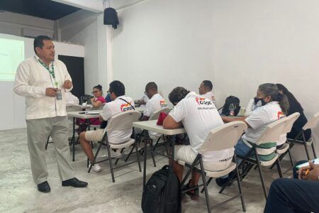 Concluyen delegados de salud de la CROC en la zona continental de Cancún su capacitación sobre la NOM-035-STPS-2018